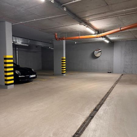 C71 - Metro Wilanowska - Free Underground Parking Lejlighed Warszawa Eksteriør billede